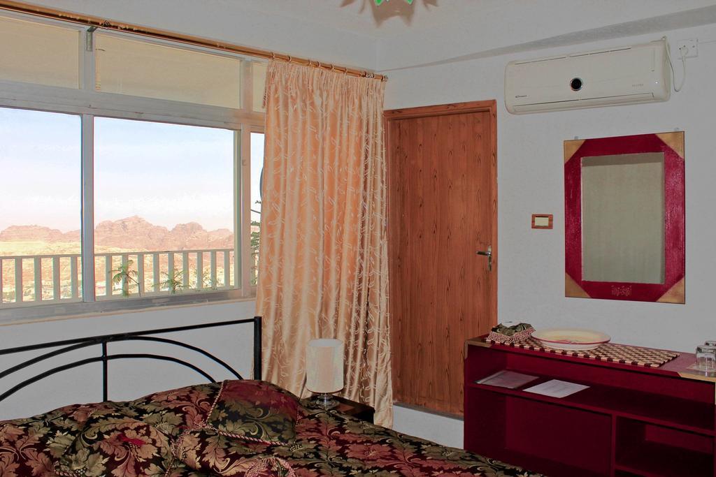 Rocky Mountain Hotel Wadi Musa Habitación foto